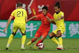 官方：布莱顿签下韩国18岁边锋尹棹泳，球员7月1日正式加盟.
